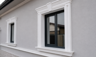 Profile decorative pentru ferestre: modele, proporții și greșeli de evitat